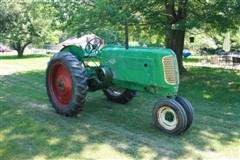 1948 Oliver 70 (has aluminum panels)